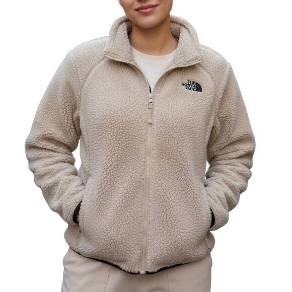 The North Face Tan Cream Sherpa Fleece Teddy Jacket Size Small - Picture 1 of 16